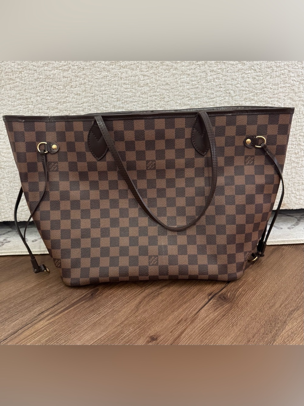 Authentic Louis Vuitton Neverfull MM Damier Ébène Canvas.